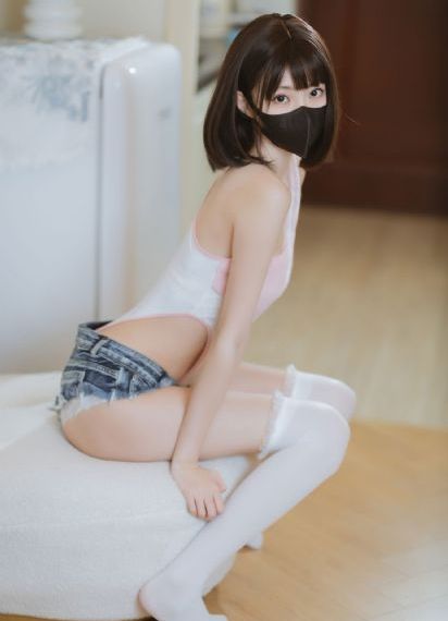 她丈夫面前被耍了_BD国语高清在线观看